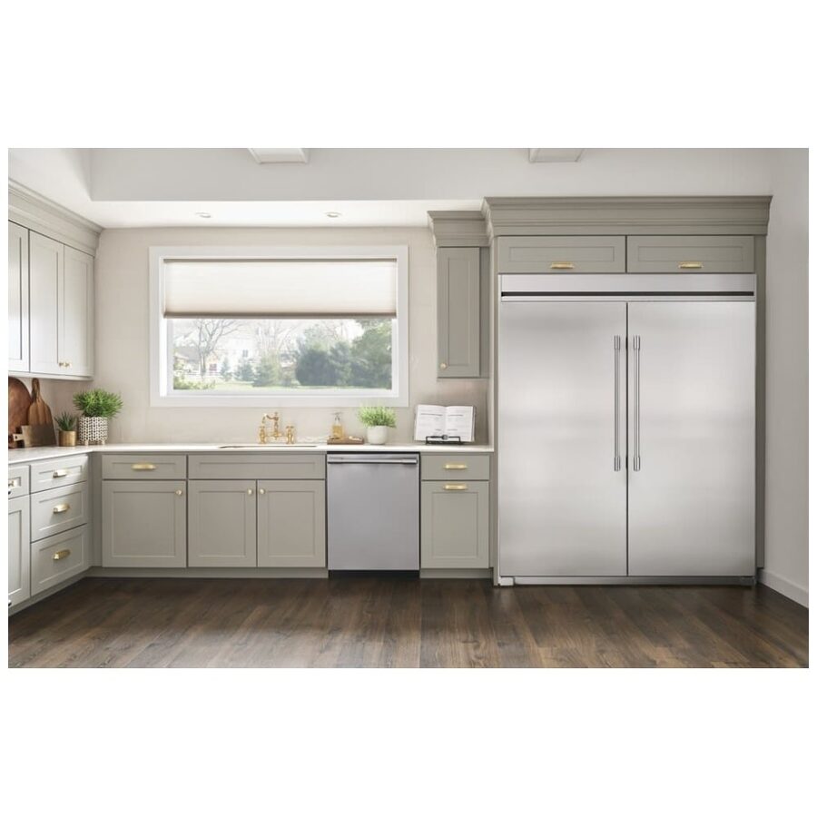 Frigidaire Compact Refrigerator